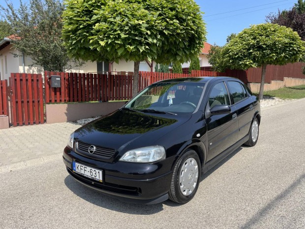 Opel Astra G 1.4 16V Classic II Fantasy szerviz...