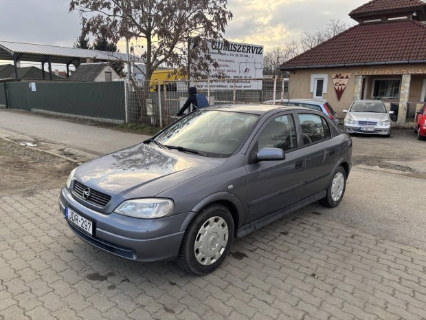 Opel Astra G 1.4 16V Club