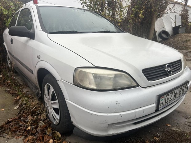Opel Astra G 1.4 16V Club (Automata)