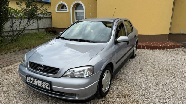 Opel Astra G 1.4 16V Comfort Friss vezérlés+Új...