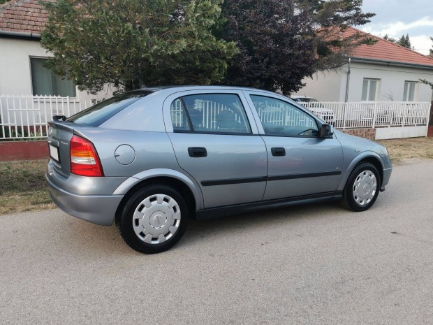 Opel Astra G 1.4 16V Megkímélt gyári állapotban,177e-km-rel eladó