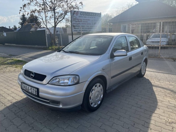 Opel Astra G 1.6 16V Club