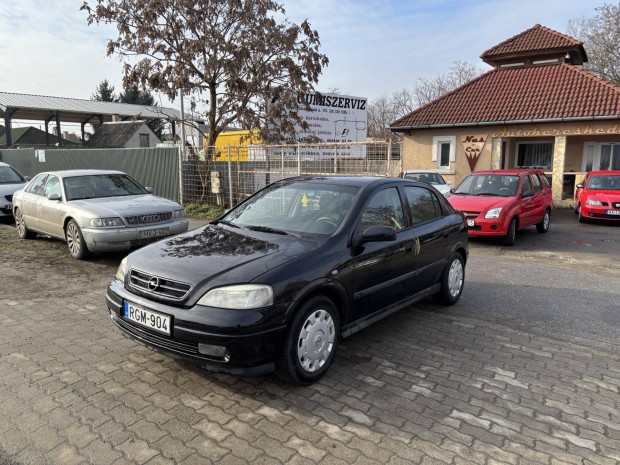 Opel Astra G 1.8 16V Elegance