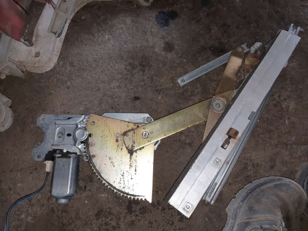 Opel Astra G Bal Els� Ablakemel� Szerkezet Elektromos