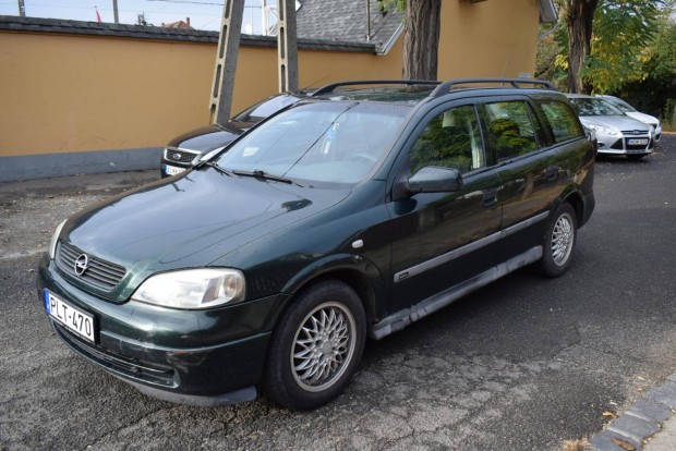 Opel Astra G Caravan 1.6 16V Club Napfénytető