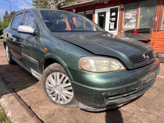 Opel Astra G (1998) 1.2i X12XE Alkatrészek #M2537