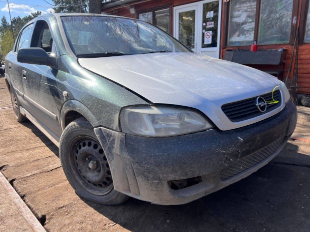 Opel Astra G (1999) 1.4i X14XE Alkatrészek #M2593