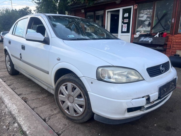 Opel Astra G (1999) 2.0DTL X20DTL Alkatrészek #M3077