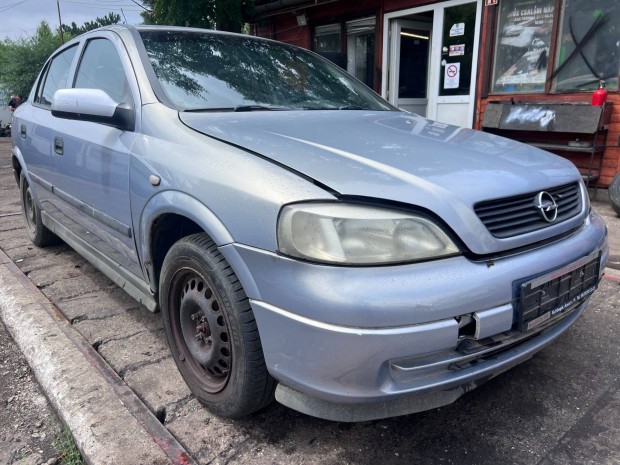 Opel Astra G (2001) 1.4i Z14XE Alkatrészek #M2929