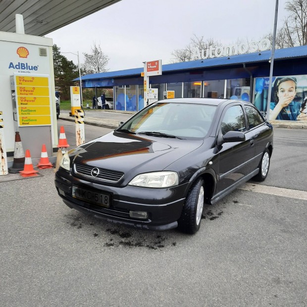 Opel Astra G. Elad