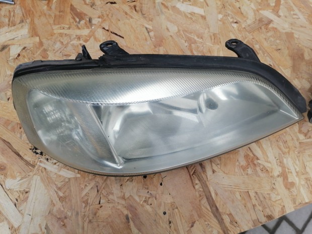 Opel Astra G első lámpa újra párban, használt bontott
