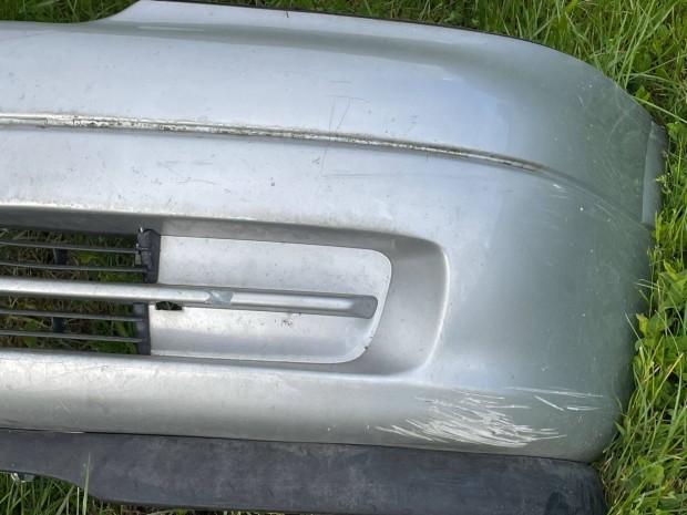 Opel Astra G első lökhárító
