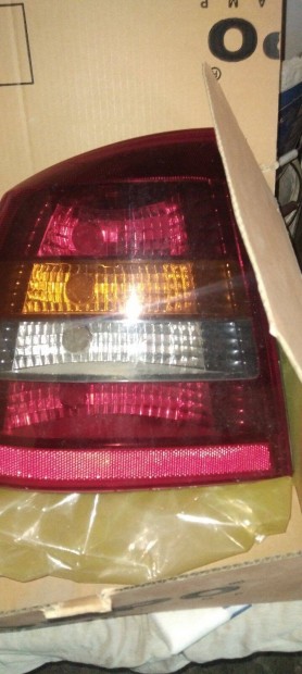 Opel Astra G h�ts� l�mp�k