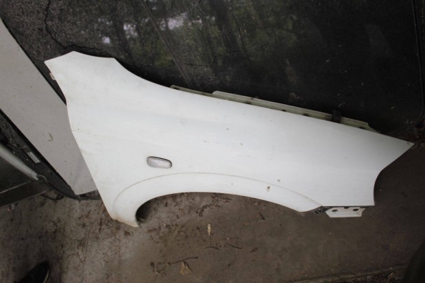 Opel Astra G jobb első sárvédő