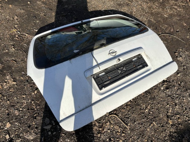 Opel Astra G kombi csomagtr ajt fehr 