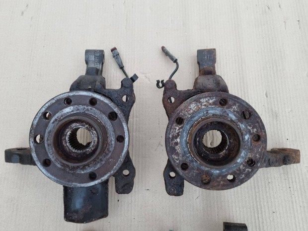 Opel Astra H 13111670 ,13111669 Csonkállvány