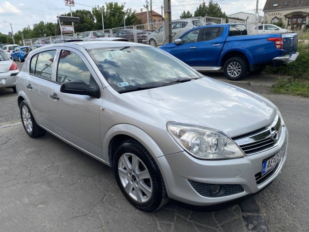 Opel Astra H 1.3 CDTI Enjoy Akr 1 v Garancival