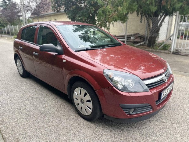 Opel Astra H 1.4 Cosmo