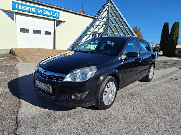 Opel Astra H 1.4 Cosmo Magyarországi 177500 KM...