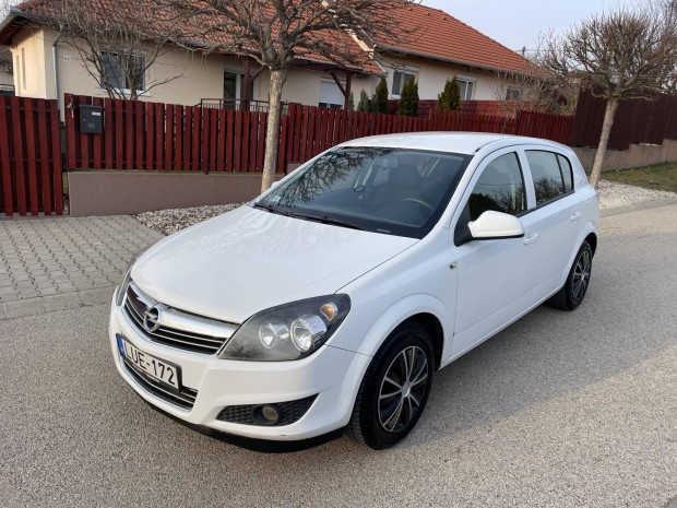 Opel Astra H 1.4 Cosmo magyarorszgi szervizelt...