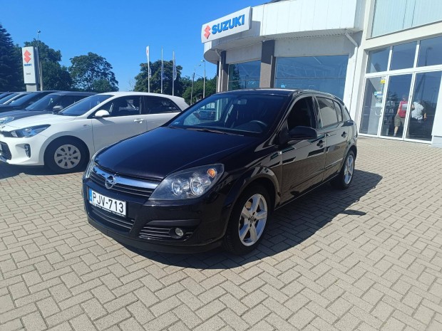Opel Astra H 1.4 Elegance