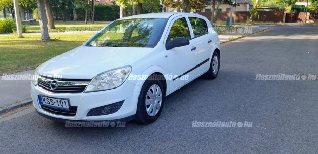 Opel Astra H 1.4 Enjoy 1 tulaj magyar szervizkö...
