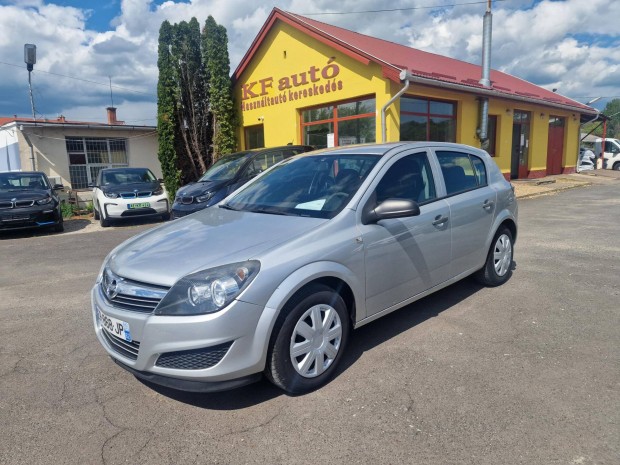 Opel Astra H 1.4 Enjoy