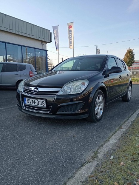 Opel Astra H 1.4 Enjoy