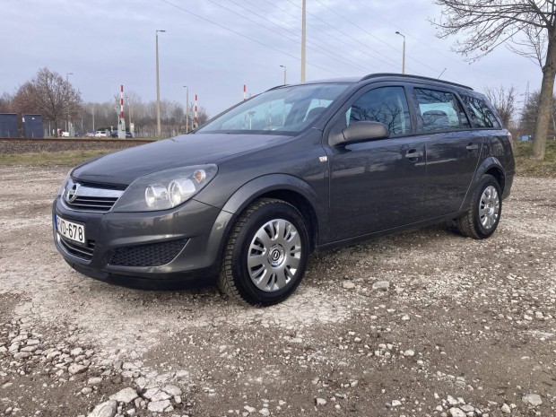 Opel Astra H 1.4 Enjoy Station Wagon