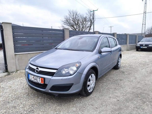 Opel Astra H 1.4 Essentia 83eKm! Klma! Tempoma...