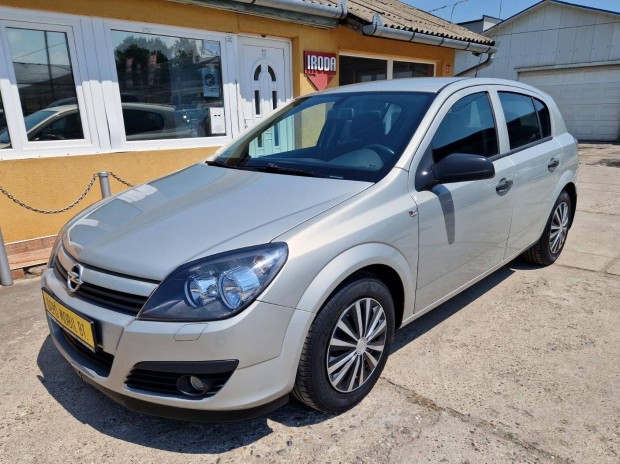 Opel Astra H 1.4 Essentia Mo-i. 1. Tulajdonos!