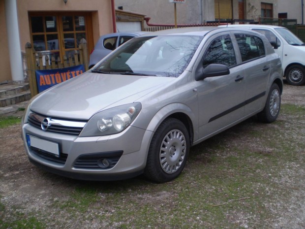 Opel Astra H 1.4 Essentia Plus Klma Magyarorszgi
