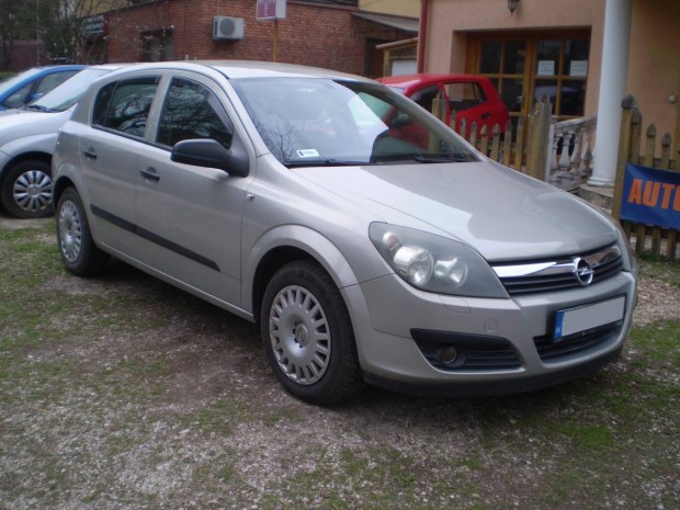 Opel Astra H 1.4 Essentia Plus Kl�ma Magyarorsz�gi