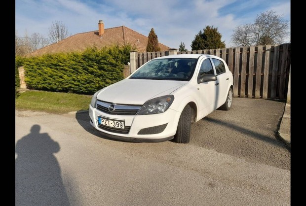 Opel Astra H 1.4 Garantlt km! Klima, vonhorog, alukerk+tli gumi!!