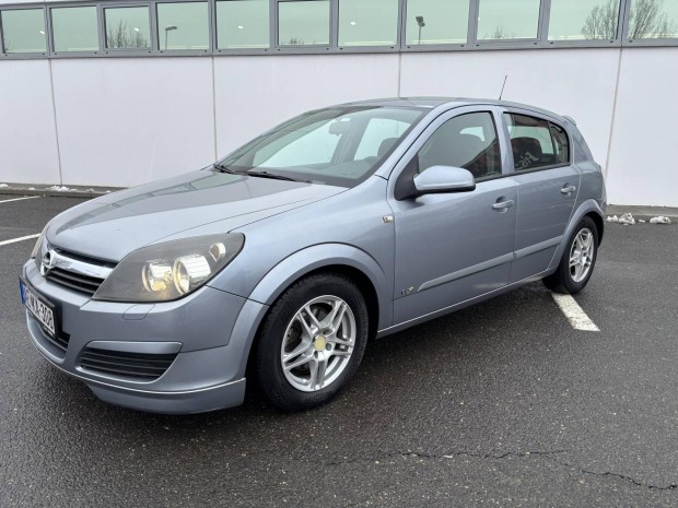 Opel Astra H 1.4 Sport OPC limited