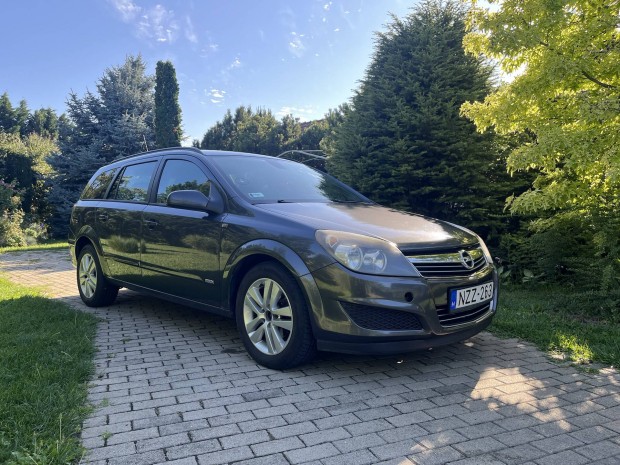 Opel Astra H 1.6 2009 Z16XER