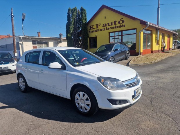 Opel Astra H 1.6 Classic III