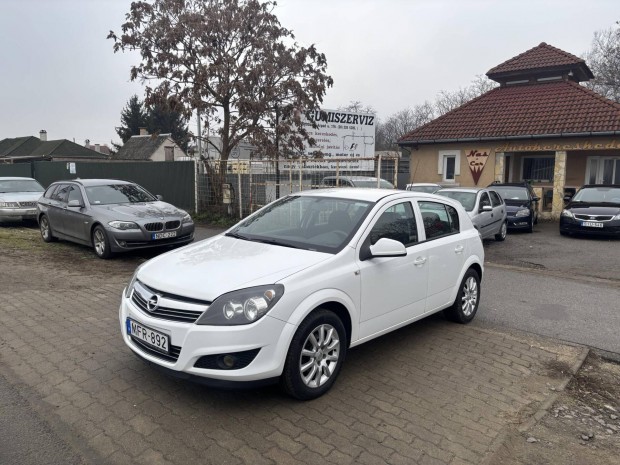 Opel Astra H 1.6 Classic III