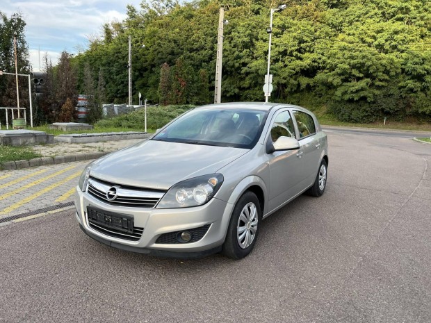 Opel Astra H 1.6 Classic III LPG/Benzin!!! Klm...