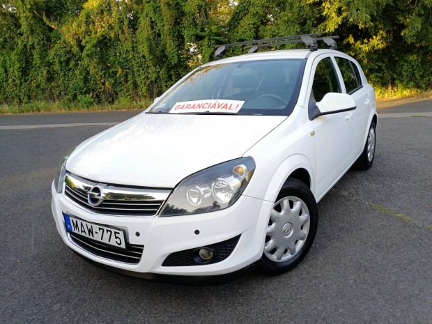 Opel Astra H 1.6 Classic III magyarországi. 1.t...