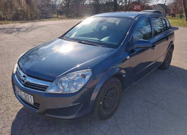 Opel Astra H 1.6 Cosmo