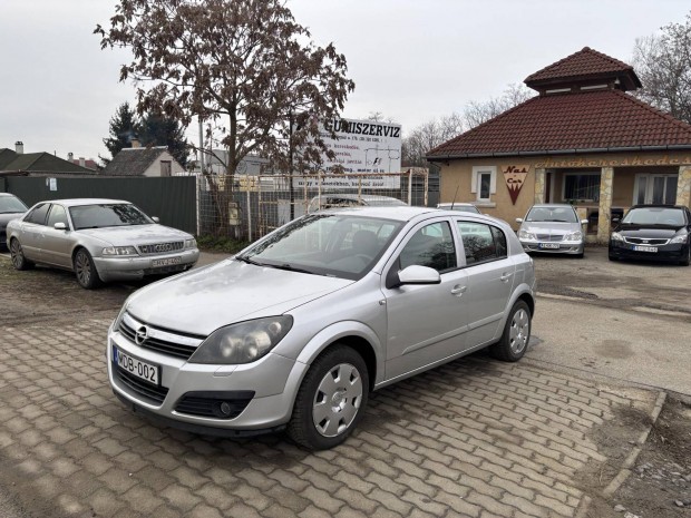 Opel Astra H 1.6 Enjoy