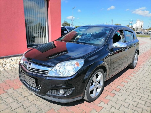 Opel Astra H 1.6 Enjoy