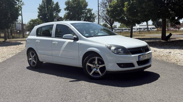 Opel Astra H 1.6 Enjoy