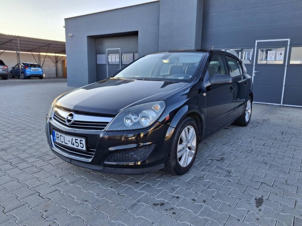 Opel Astra H 1.6 Enjoy Alufelni! lsfts! TEM...