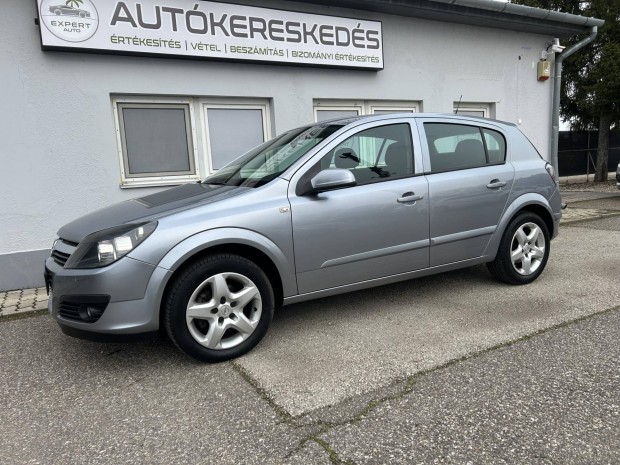 Opel Astra H 1.6 Enjoy Friss Vizsga!