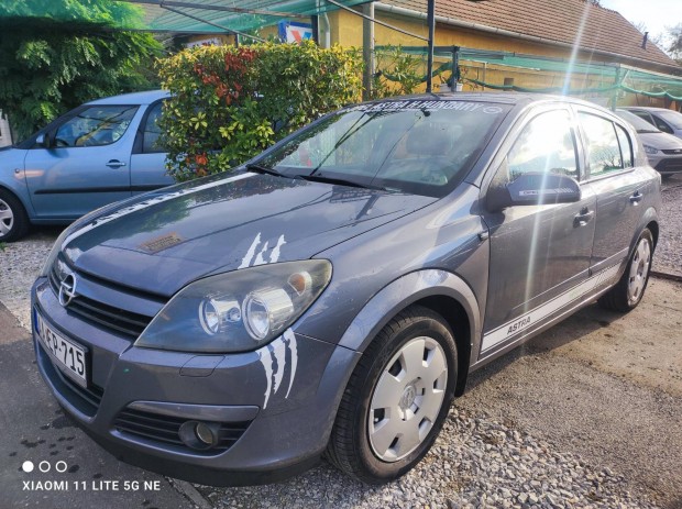 Opel Astra H 1.6 Essentia 156805 KM Vgig SZV K...