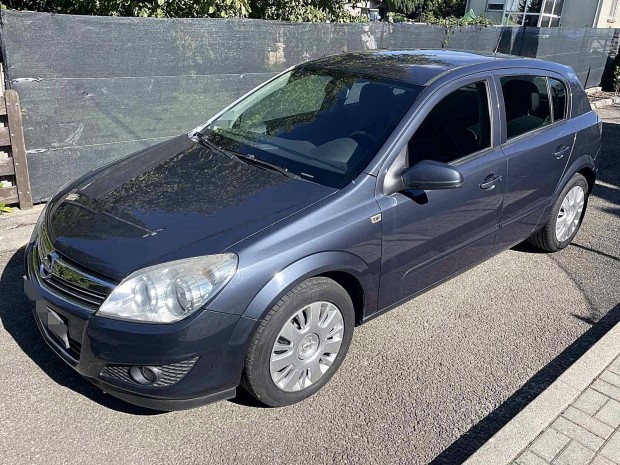 Opel Astra H 1.6 Essentia