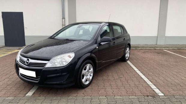 Opel Astra H 1.6 Essentia