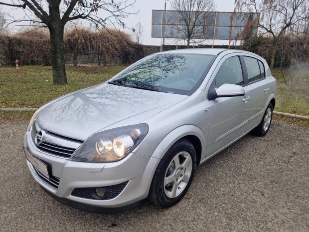 Opel Astra H 1.6 Essentia Sport Bels ls Ft...